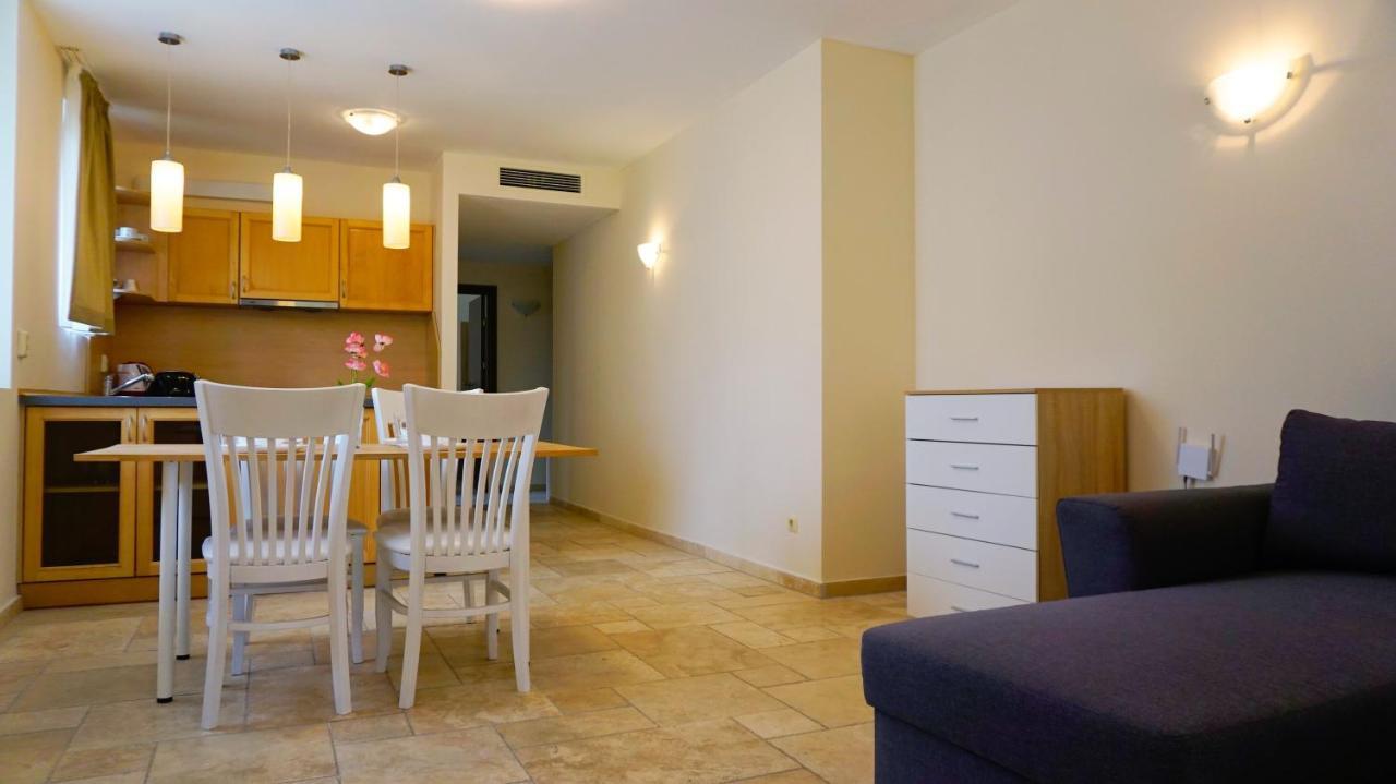 توبولا Hc Apartments Kaliakria المظهر الخارجي الصورة